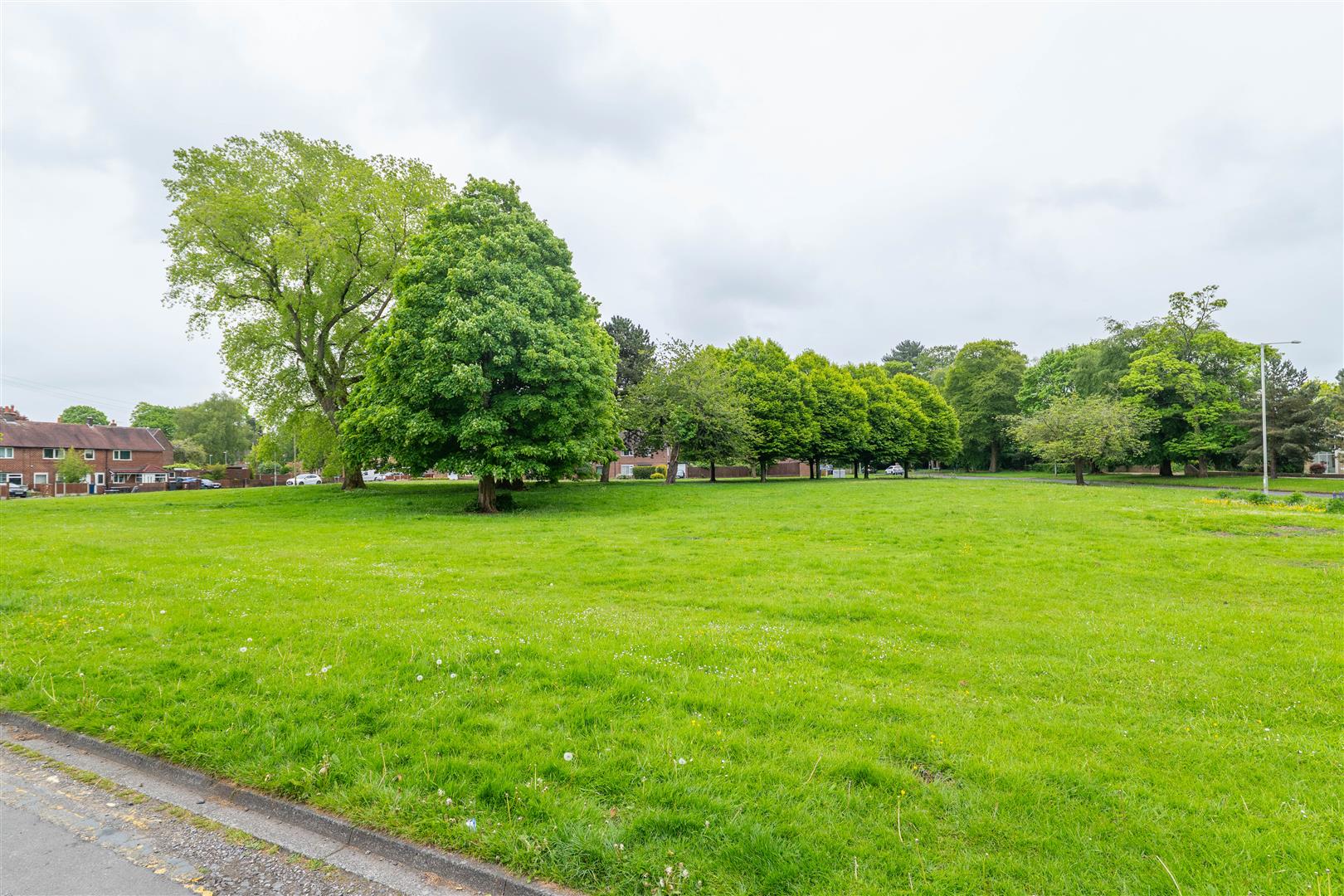Low Green, Leyland